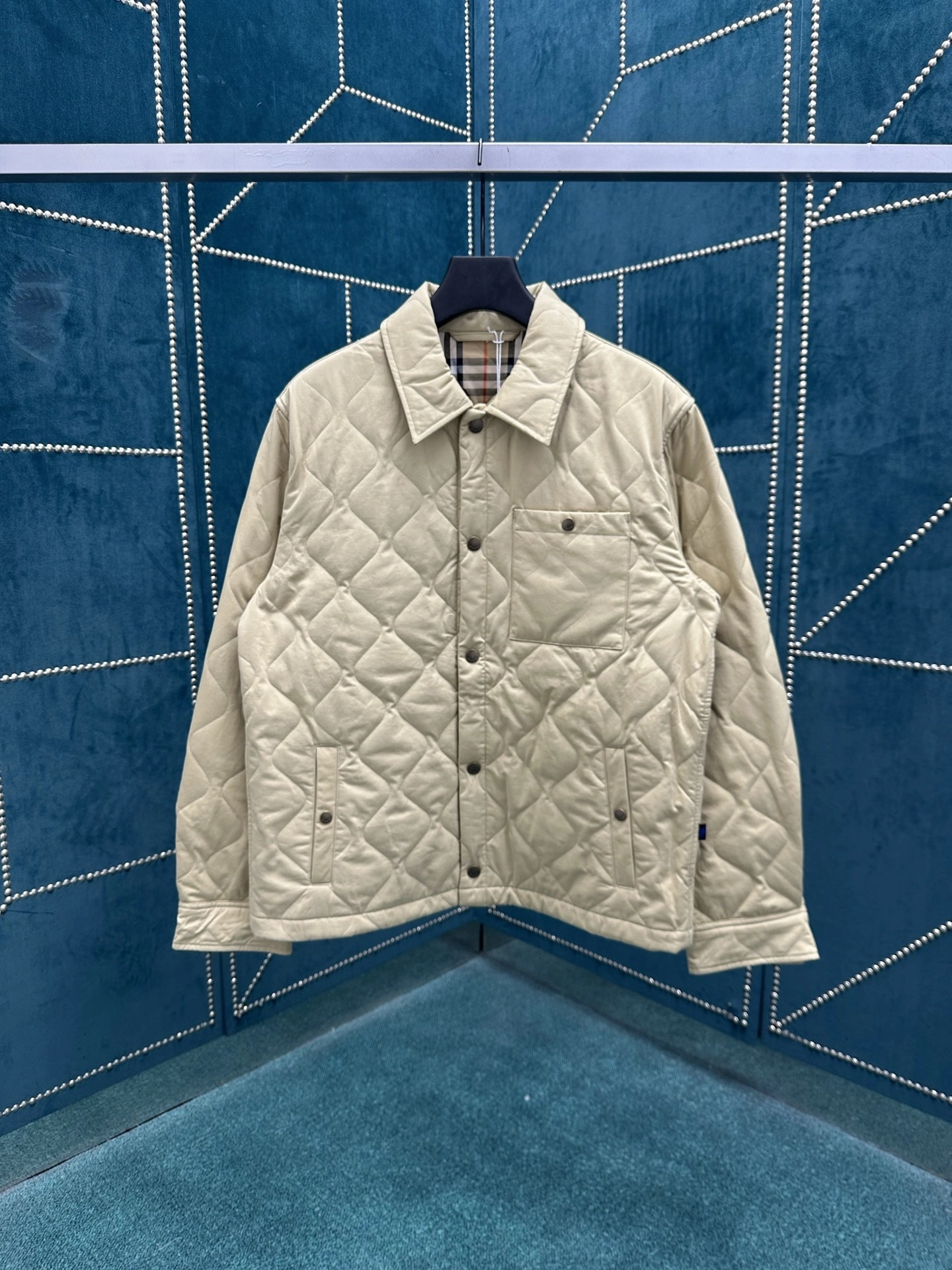 wg.luxury- 2ur25rry item:E-F000H2504